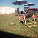 Coruna Backs