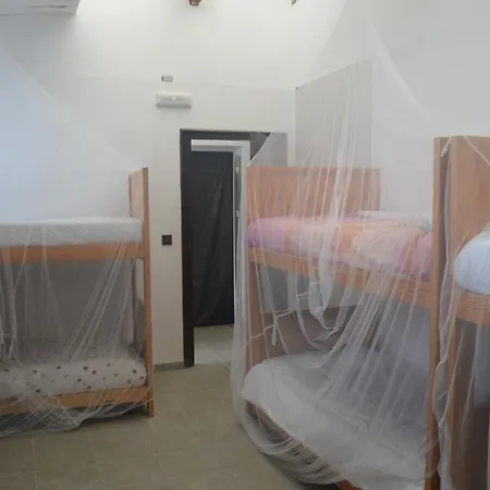 Atlantic Surfers Hostel Καρμπάγιο
