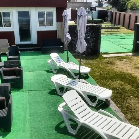 Coruna Backpackers 旅馆 *