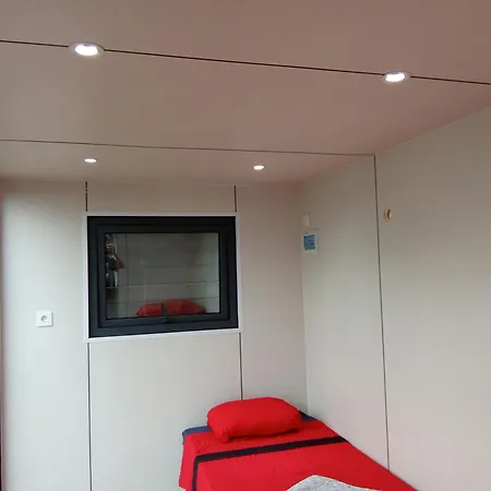 Coruna Backpackers 호스텔 *