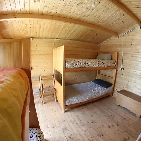 Coruna Backpackers * Carballo