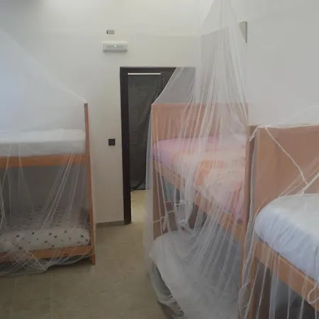 Coruna Backpackers * Carballo