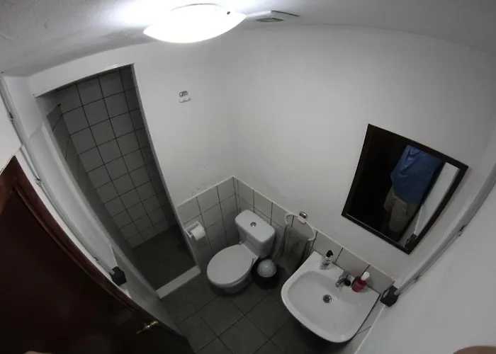 Coruna Backpackers * كاربالو