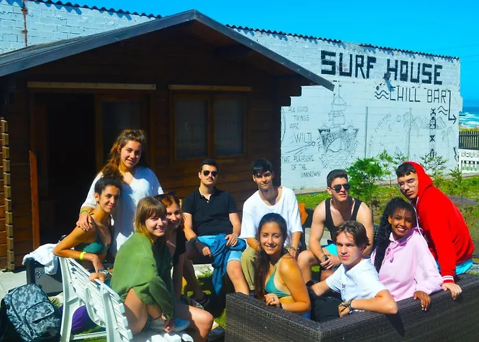 Coruna Backpackers بيت شباب